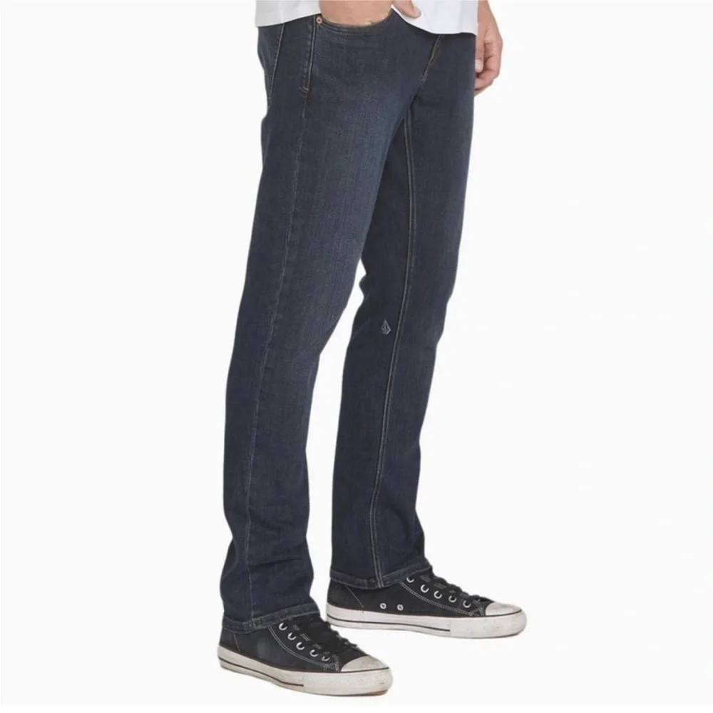NWT Volcom Vorta Slim Straight Jeans Size 28W x 30L